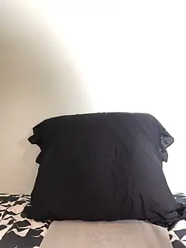 Snapshot of Miss__Mandy chatting on 02/05/26, 10:03 Miss Mandy online show from 02/05/26, 10:03