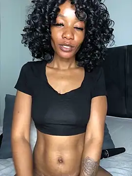 Snapshot of Miss__Mandy chatting on 02/17/26, 05:19 Miss Mandy online show from 02/17/26, 05:19