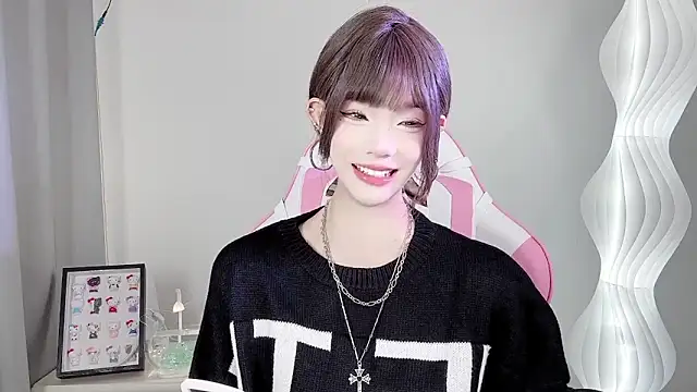 Snapshot of Gogo-888 chatting on 09/21/25, 10:17 Gogo-888 online show from 09/21/25, 10:17