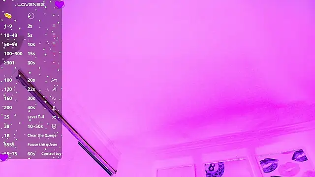 Valen ross  online show from 04/09/26, 01:05