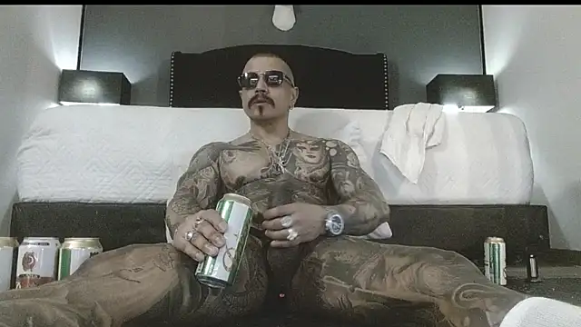 Snapshot of danilog515 chatting on 11/04/25, 06:12 danilog515 online show from 11/04/25, 06:12