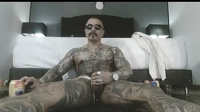 Snapshot of danilog515 chatting on 11/09/25, 09:02 danilog515 online show from 11/09/25, 09:02