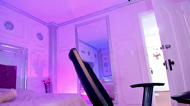 KatianPierce online show from 10/03/25, 07:44