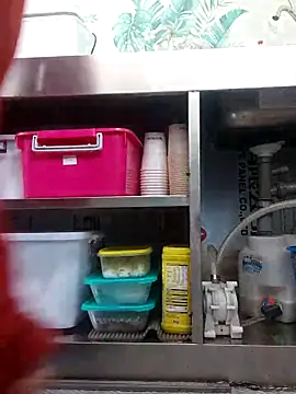 emiliemilf online show from 10/17/25, 05:37