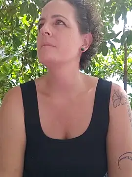 emiliemilf online show from 03/12/26, 08:37