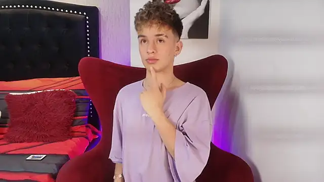 LiamWildx20 online show from 09/22/25, 04:36