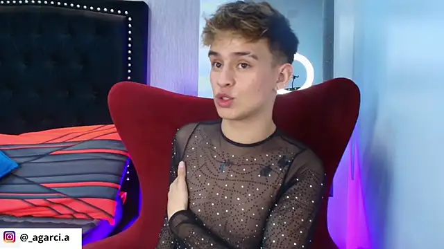 LiamWildx20 online show from 09/29/25, 12:16