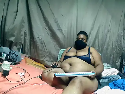 Snapshot of Berrylick chatting on 04/15/26, 09:49 Berrylick online show from 04/15/26, 09:49