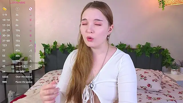 ConstanceHelms online show from 11/17/25, 05:02