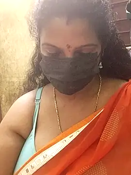 poojaa-rani online show from 03/19/26, 05:50
