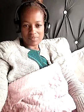 sexylira online show from 11/16/25, 12:44