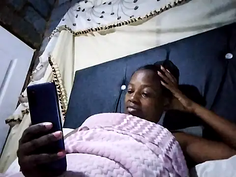 sexylira online show from 04/16/26, 07:58