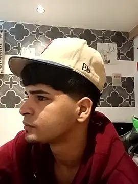 317894 online show from 01/11/26, 05:18