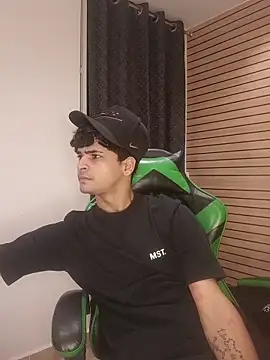 317894 online show from 04/01/26, 06:14