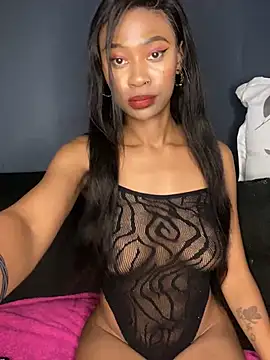 Snapshot of Candy_CaneXx chatting on 03/16/25, 06:12 Candy CaneXx online show from 03/16/25, 06:12