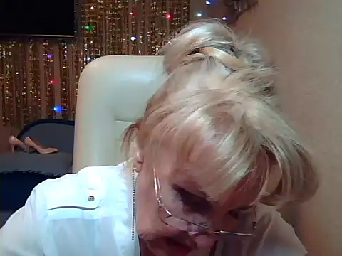 Snapshot of Margo_Sweety chatting on 10/04/25, 02:59 Margo Sweety online show from 10/04/25, 02:59