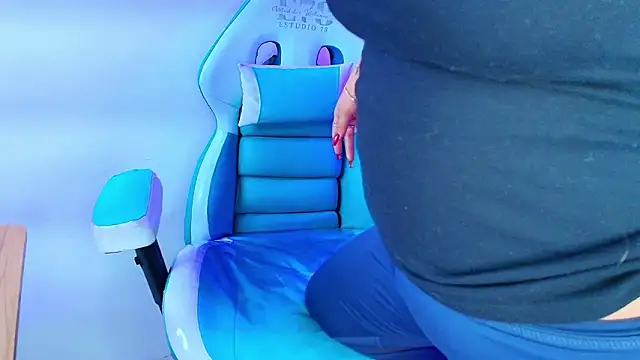 Lia adamsss online show from 02/14/26, 03:47