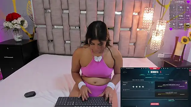 Snapshot of IsaCutie chatting on 03/17/25, 11:54 IsaCutie online show from 03/17/25, 11:54