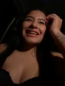 andrea gomes  online show from 10/12/25, 06:12