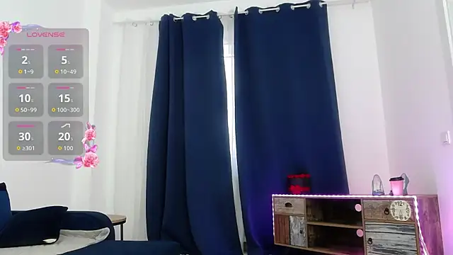 TerresaDiamond online show from 11/24/25, 06:57