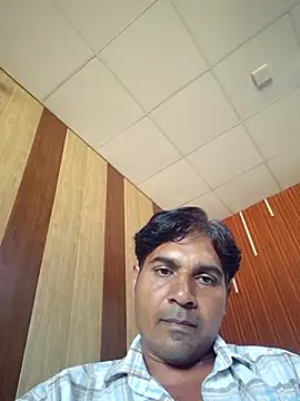 johnny8731 online show from 09/20/25, 04:57