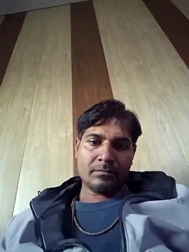 johnny8731 online show from 11/30/25, 11:03