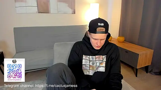 Snapshot of Cactus__James chatting on 03/22/25, 06:43 Cactus James online show from 03/22/25, 06:43