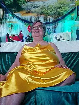 QueenPammy1 online show from 12/23/25, 08:34