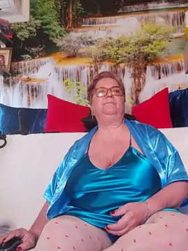 QueenPammy1 online show from 02/02/26, 07:29