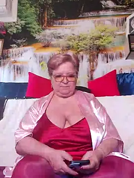 QueenPammy1 online show from 02/13/26, 07:48