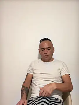 mateocali25 online show from 05/23/26, 11:58