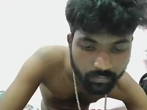 Snapshot of dusky-body chatting on 03/18/25, 08:26 dusky-body online show from 03/18/25, 08:26