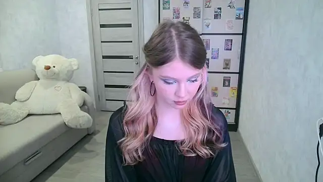 GinnyBlacky online show from 06/25/26, 06:23