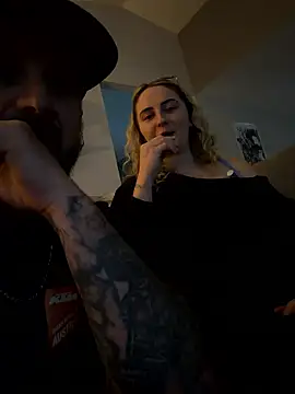 Snapshot of oneformoney chatting on 04/10/26, 01:33 oneformoney online show from 04/10/26, 01:33