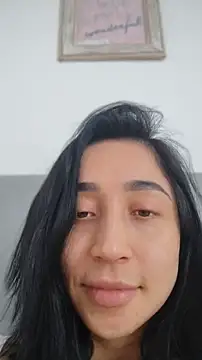 Elowyn online show from 04/19/26, 07:38