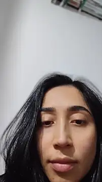 Snapshot of Elowyn chatting on 07/11/26, 12:57 Elowyn online show from 07/11/26, 12:57