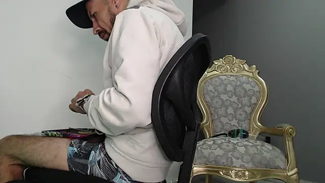 bigdick monster1 online show from 12/16/25, 10:53