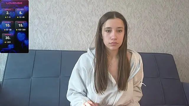 Snapshot of hot_ass_18 chatting on 03/17/25, 09:01 hot ass 18 online show from 03/17/25, 09:01