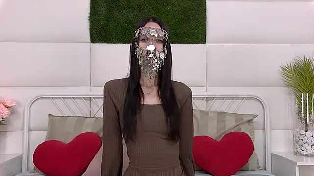 Snapshot of TaraHarris chatting on 09/15/25, 09:31 TaraHarris online show from 09/15/25, 09:31