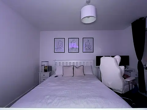 Missalex xo online show from 10/17/25, 07:49