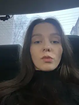 MilaBee online show from 03/18/25, 11:30