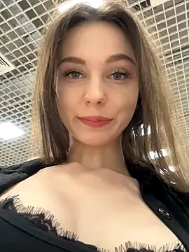 MilaBee online show from 11/01/25, 10:06