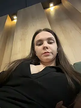 Snapshot of MilaBee chatting on 03/02/26, 05:08 MilaBee online show from 03/02/26, 05:08