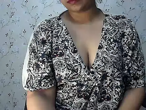 sonali4 online show from 09/10/25, 02:39