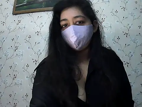 sonali4 online show from 10/15/25, 11:54