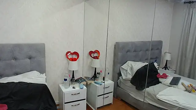 ScarlettGreen  online show from 09/10/25, 12:49