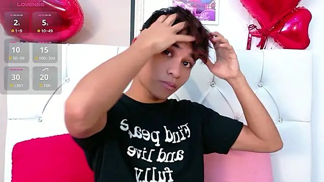 Ethan Westt online show from 03/02/26, 09:10