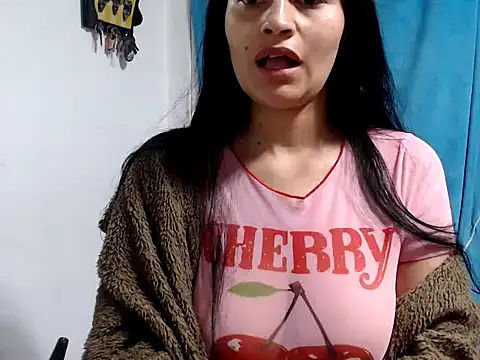 Snapshot of AlanaHotxx chatting on 11/20/25, 07:08 AlanaHotxx online show from 11/20/25, 07:08