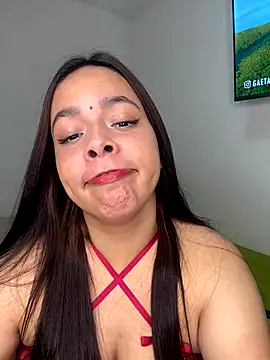 Snapshot of Deepika_padukoneNisha chatting on 09/17/25, 12:40 Deepika padukoneNisha online show from 09/17/25, 12:40