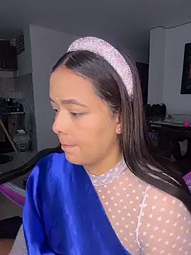 Snapshot of Deepika_padukoneNisha chatting on 10/20/25, 11:21 Deepika padukoneNisha online show from 10/20/25, 11:21